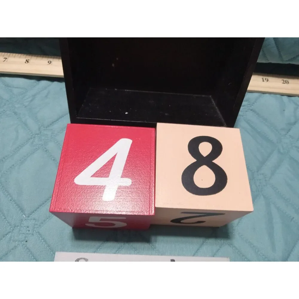 Stranger Things Block Calendar Perpetual Wood Dice Calendar Desk Display Scene